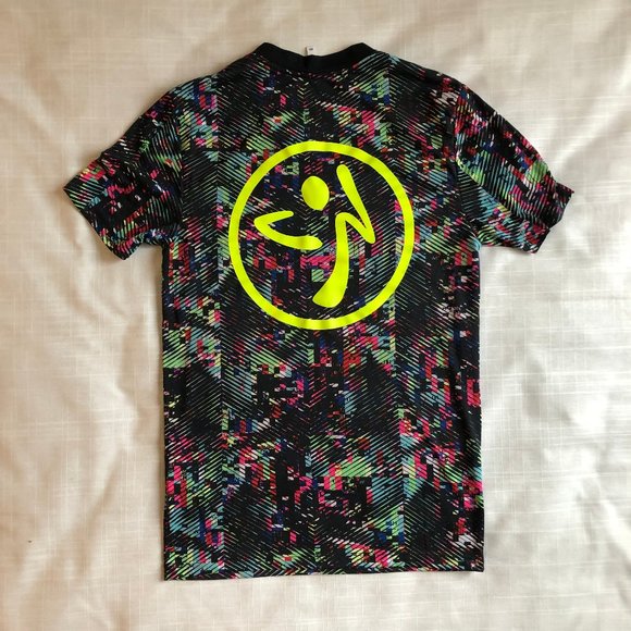 Men's Zumba Fitness T-Shirt, sz small - Picture 12 of 12